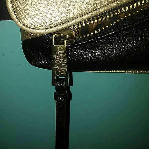 Purse💜 - Picture 3 of 4